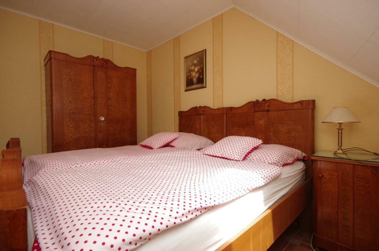 Burg Apartmanház Gyula Ngoại thất bức ảnh